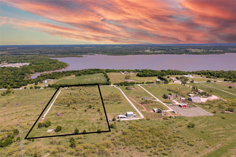 158 Income producing property for sale in Muenster Texas