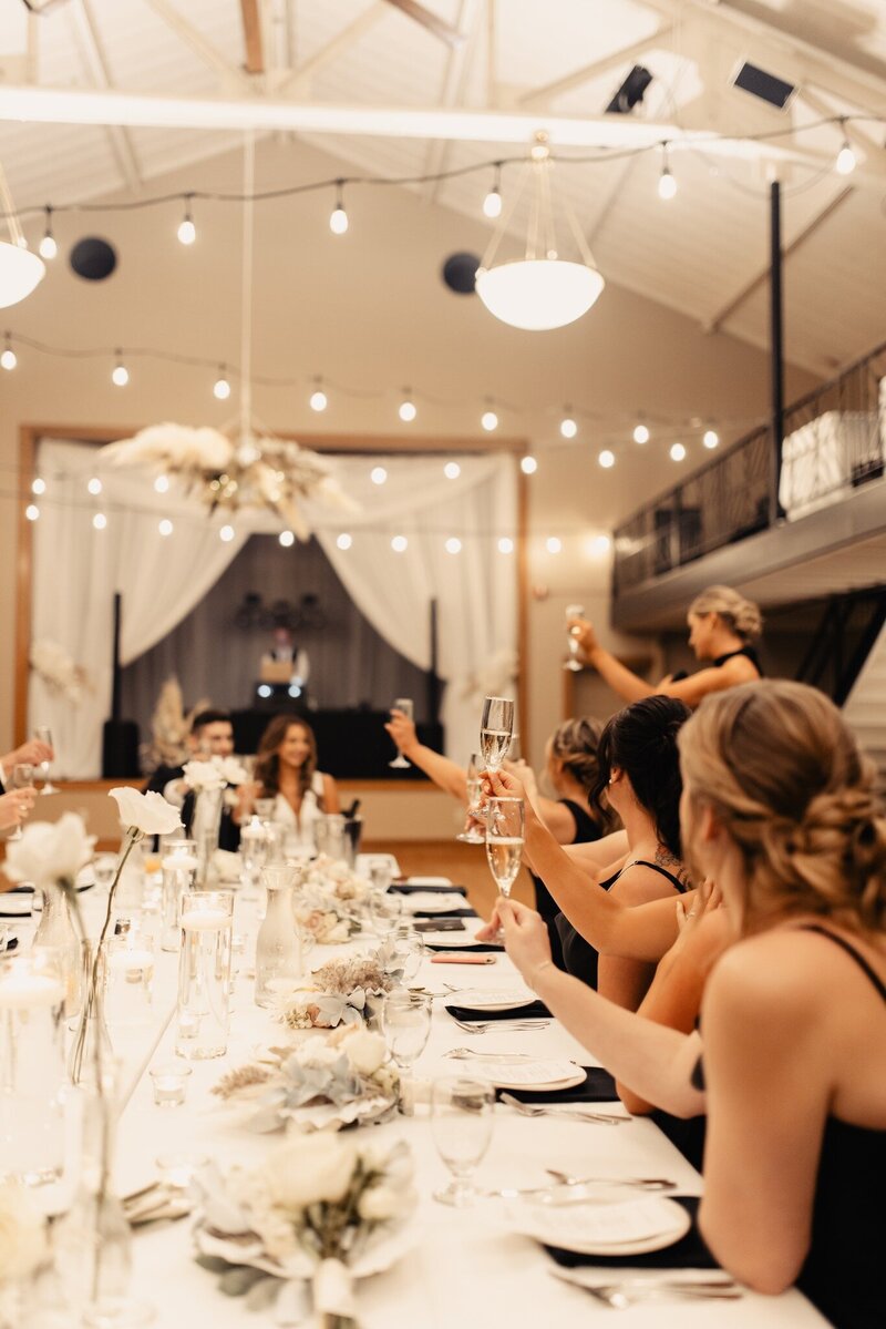 Ladyglen-ballroom-head-table-1