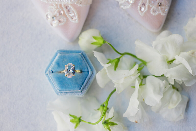 Gorgeous Nashville wedding styled shoot at Cherokee dock.