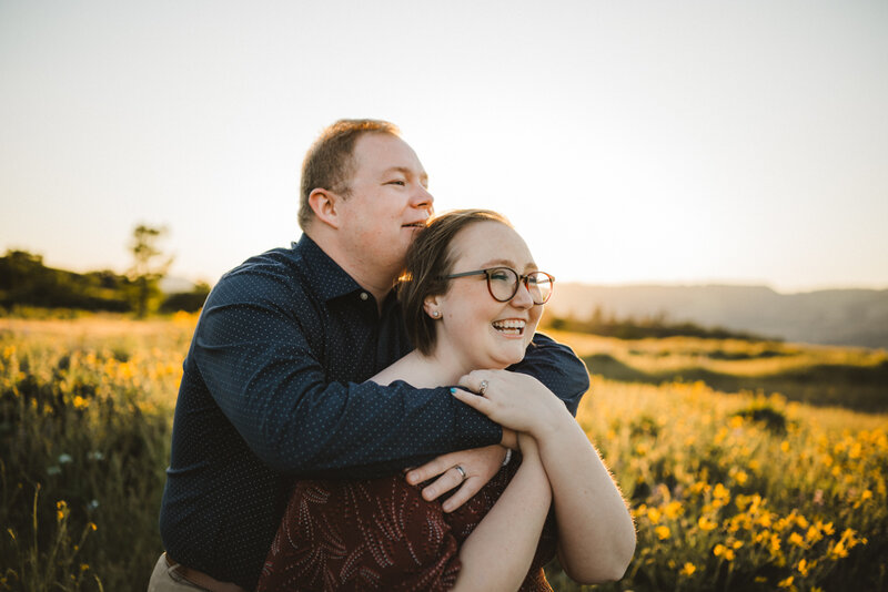 couple hugging at Columbia river gorge