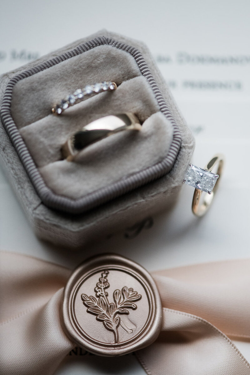 Tyde at Walnut Beach Romantic and Timeless Summer Wedding