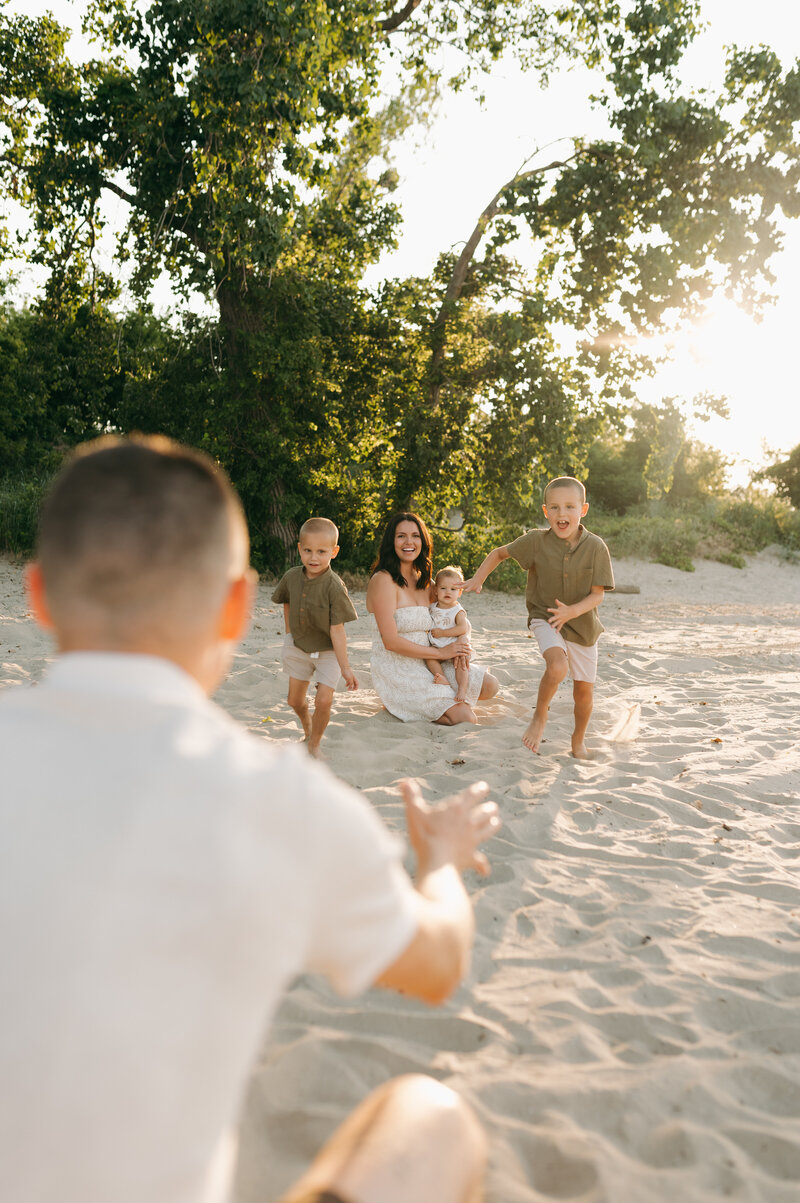 wedding photography at Toledo Country Club