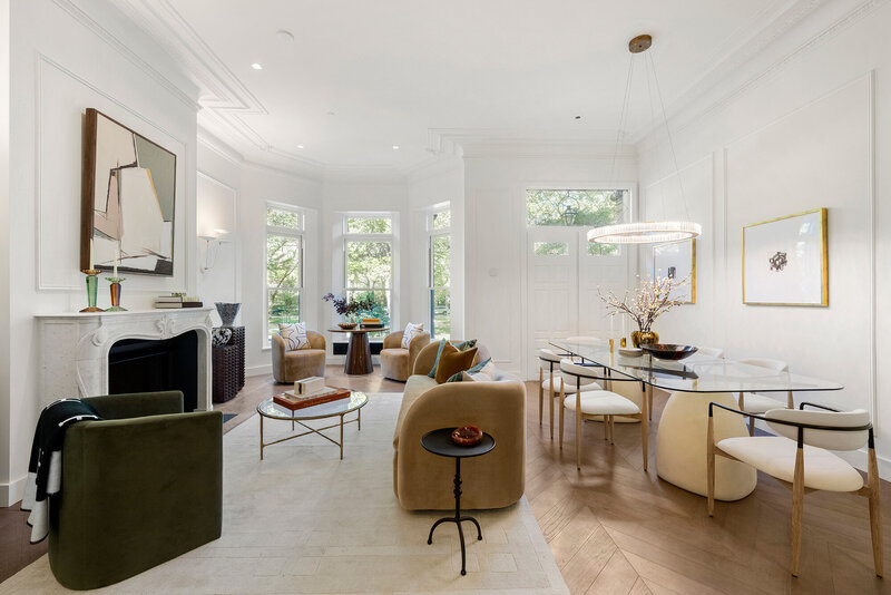 Maison Commonwealth Back Bay townhome living and dining area