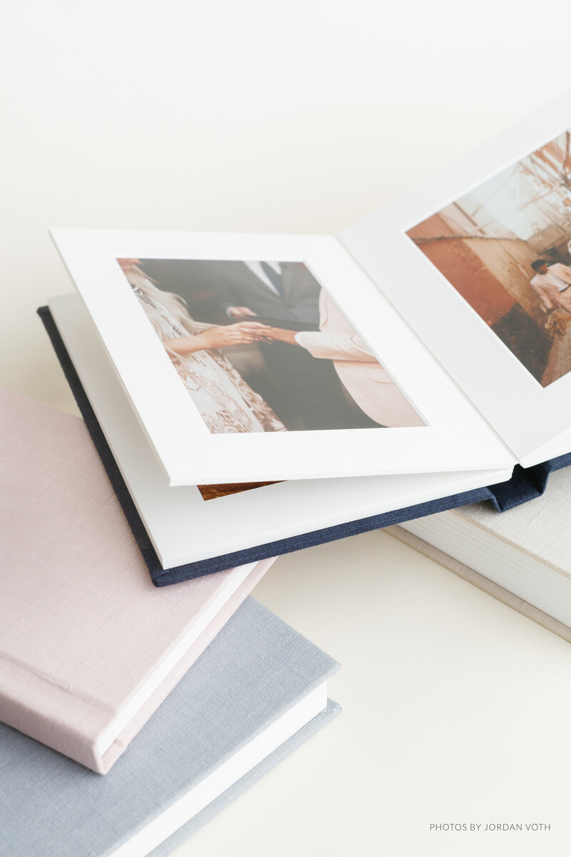 RedTree-Albums-Jordan Voth, Matted Folio Album-127