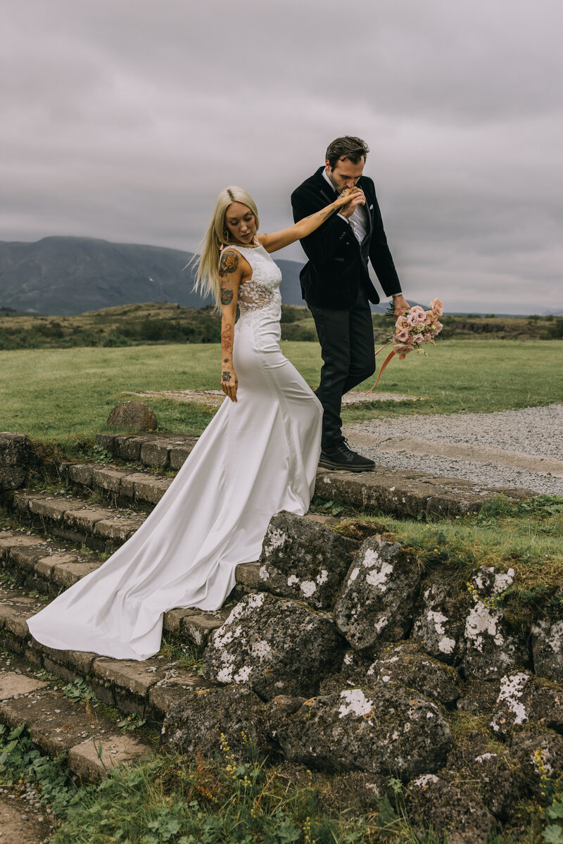 Bride and groom elopement photo from Iceland