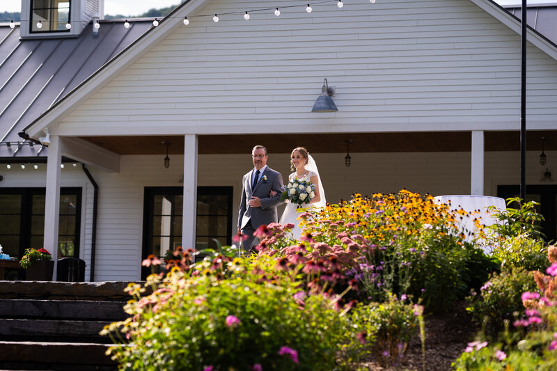 bloom-meadows-berkshire-wedding-photography-32