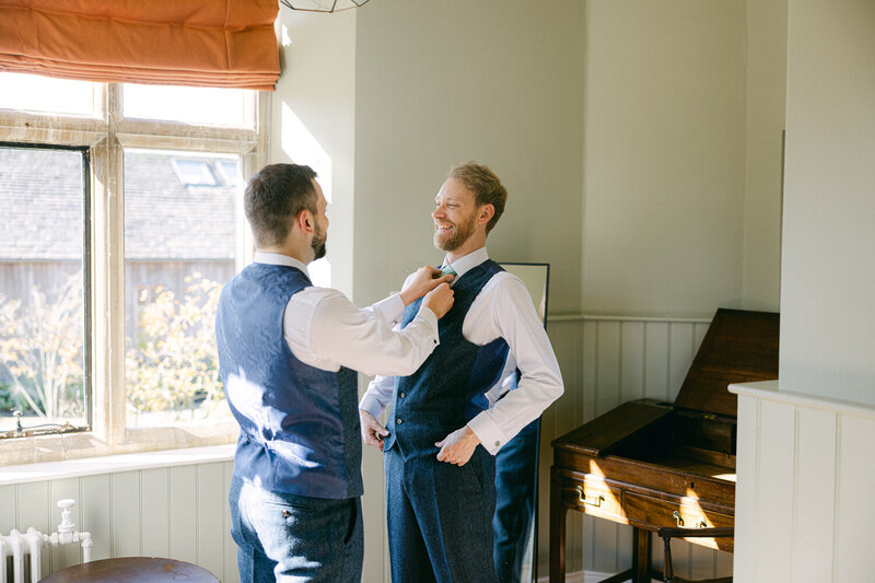 Hyde-House-Wedding-Photographer-Cotswolds-34