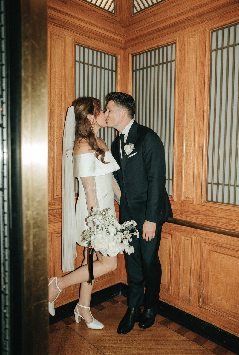 flash-portrait-married-couple-in-elevator