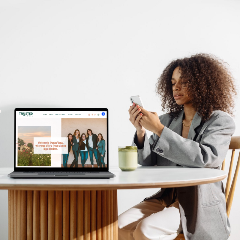 PORTFOLIO  Mockups (5)