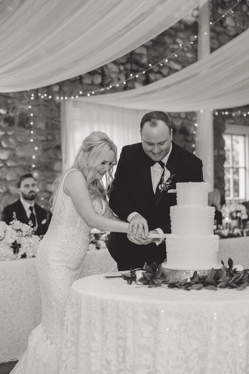 66-A&J - Wedding - Castle Farms - Michigan Wedding Photographer