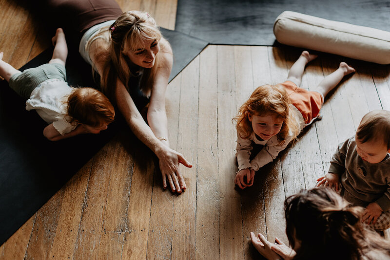 Kids_yoga_with_Mon_Hope_Tamworth_NSW_Babies_Toddlers_Yoga_for_Kids_AustraliaKidsYoga2025-42