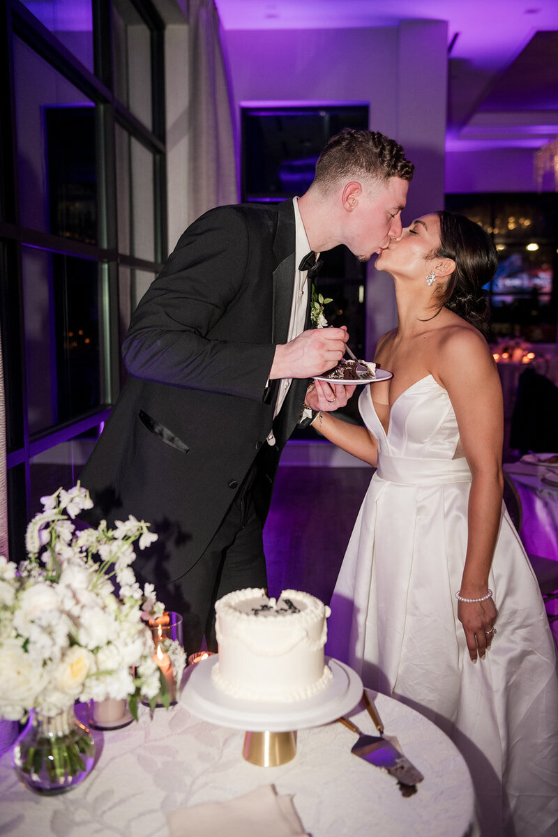 Tyde at Walnut Beach Romantic and Timeless Summer Wedding
