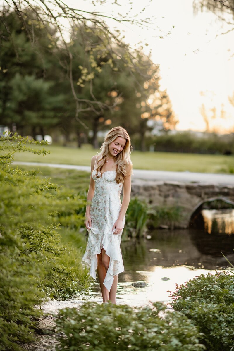 senior-girl-Rose Hill Manor-Frederick-MD