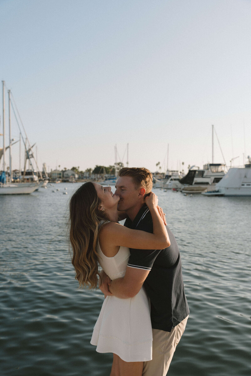 engagement-session-sailboat.3