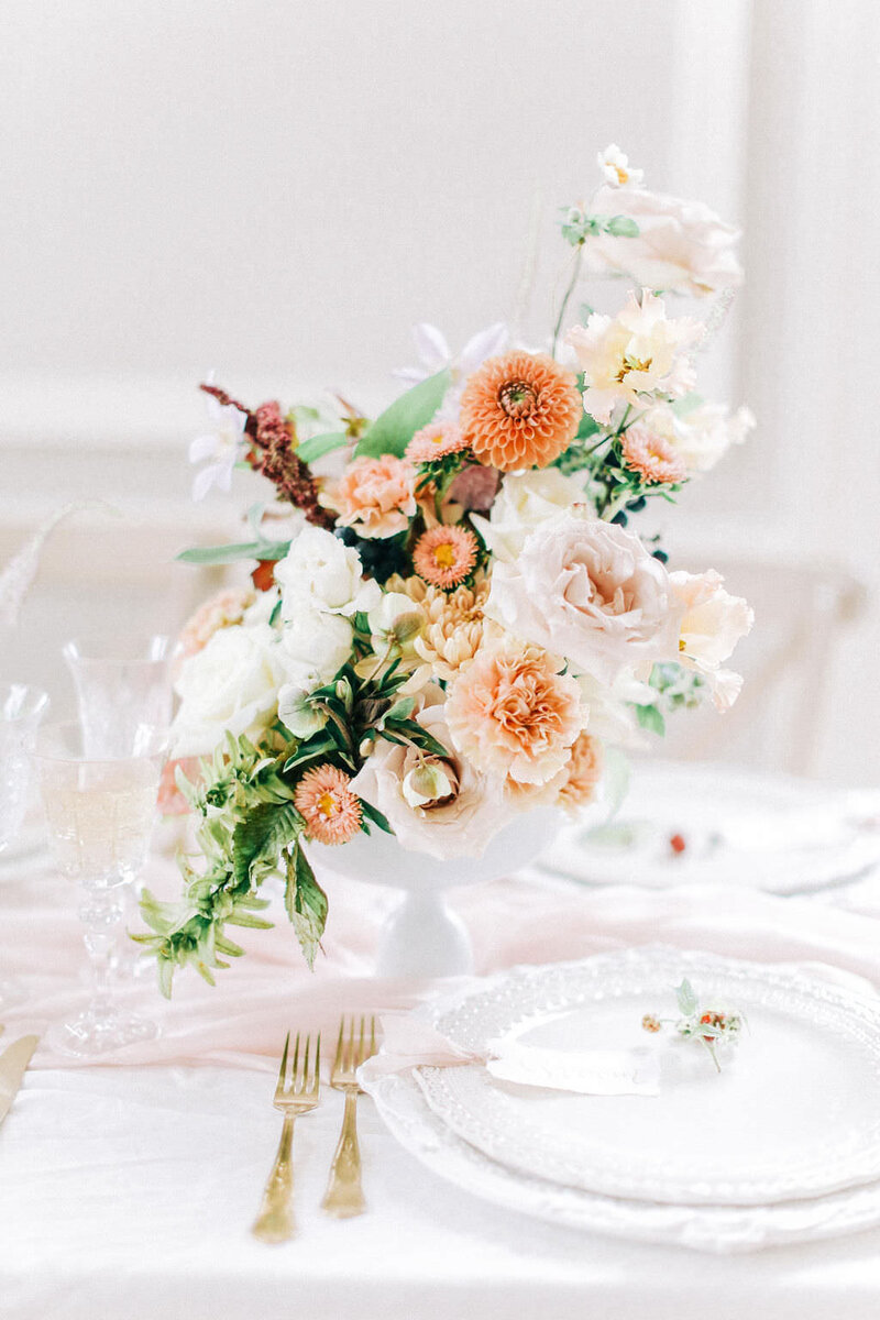 Wedding table floral arrangement
