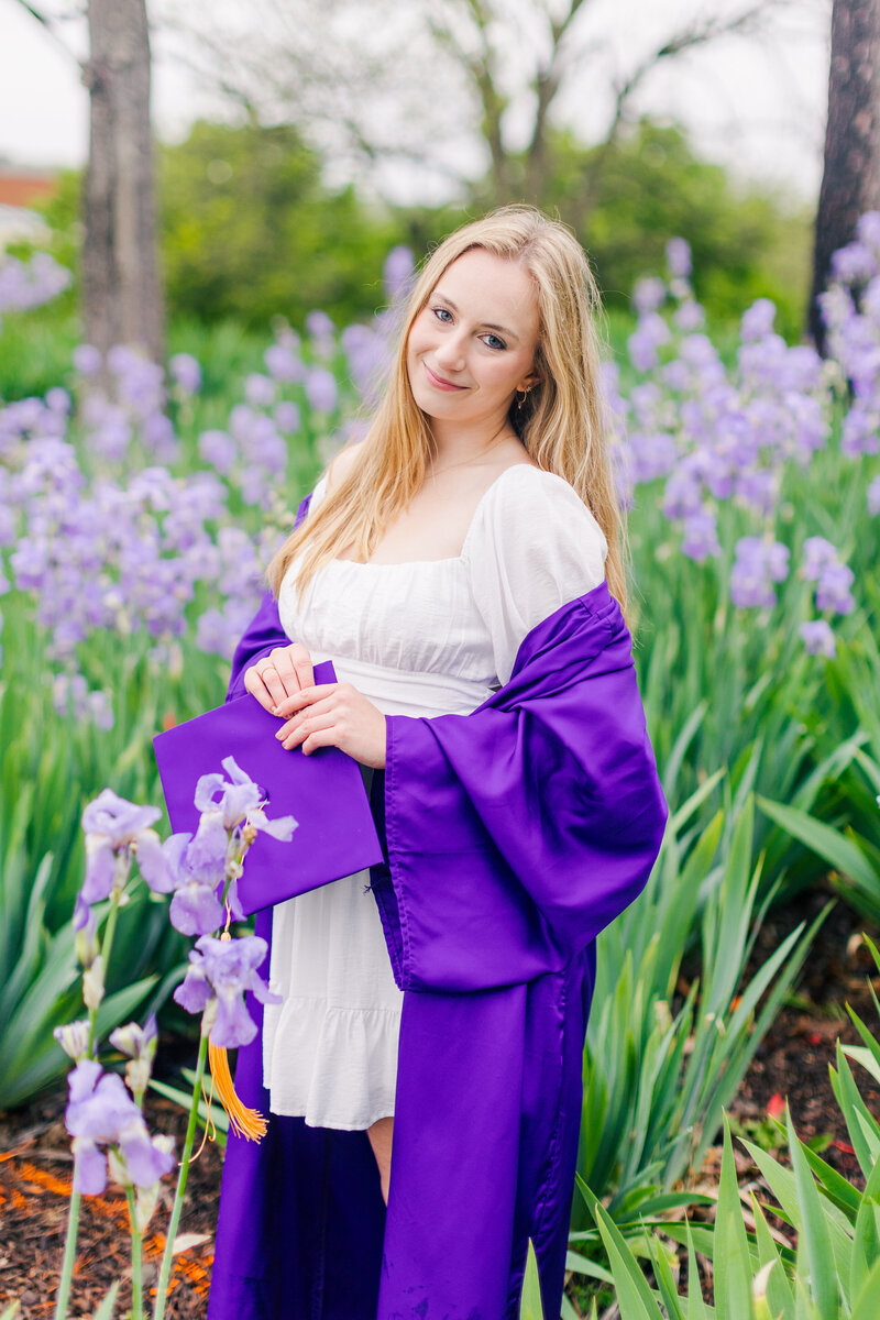 Amanda Coll Photography Senior Seniors Graduate Graduation College High School Portrait Lifestyle Photographer Northern Virginia Shenandoah Valley Colorful Bright Light Airy ACP_JennaC_106