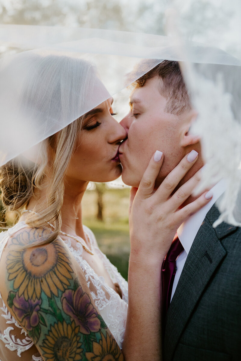 Oklahoma weddings by Oklahoma wedding photographer