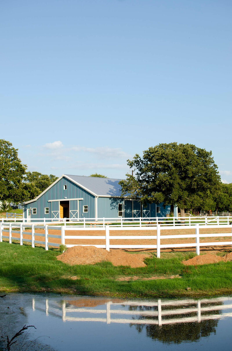Pasture and stall boarding in Fort Worth Texas