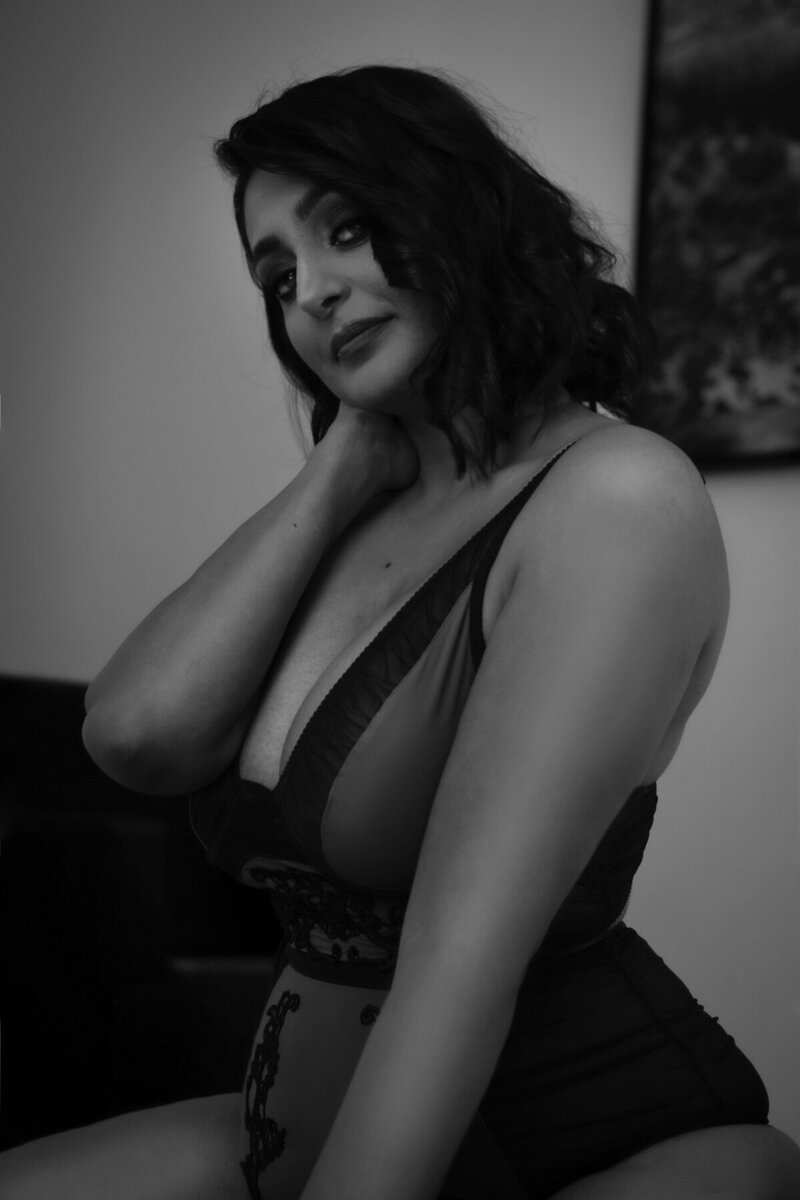 Hero-Vancouver-Best-Womens-Boudoir-Photographer-Tina-Shoots-Boudoir (5 of 20)