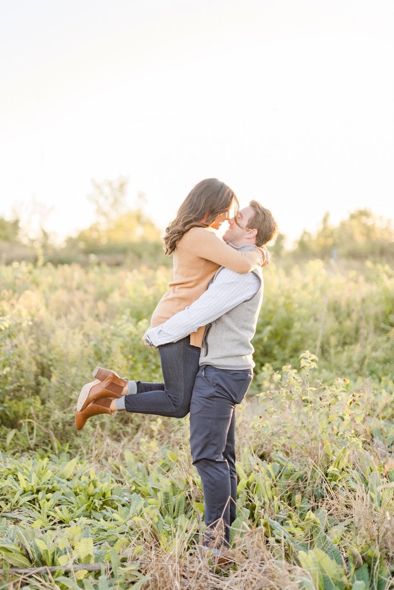 fall-engagement-session-at-scioto-audubon-metro-park_0919
