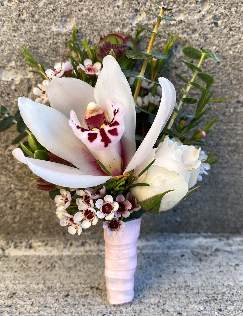 PINK ORCHID BOUTONNIERE FOR WEDDINGS PROM