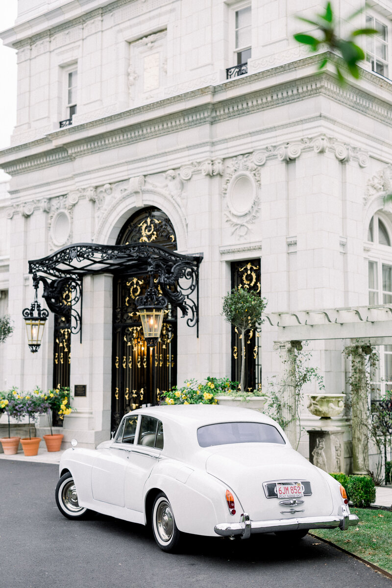 rosecliff mansion, newport RI, rolls royce getaway car out front