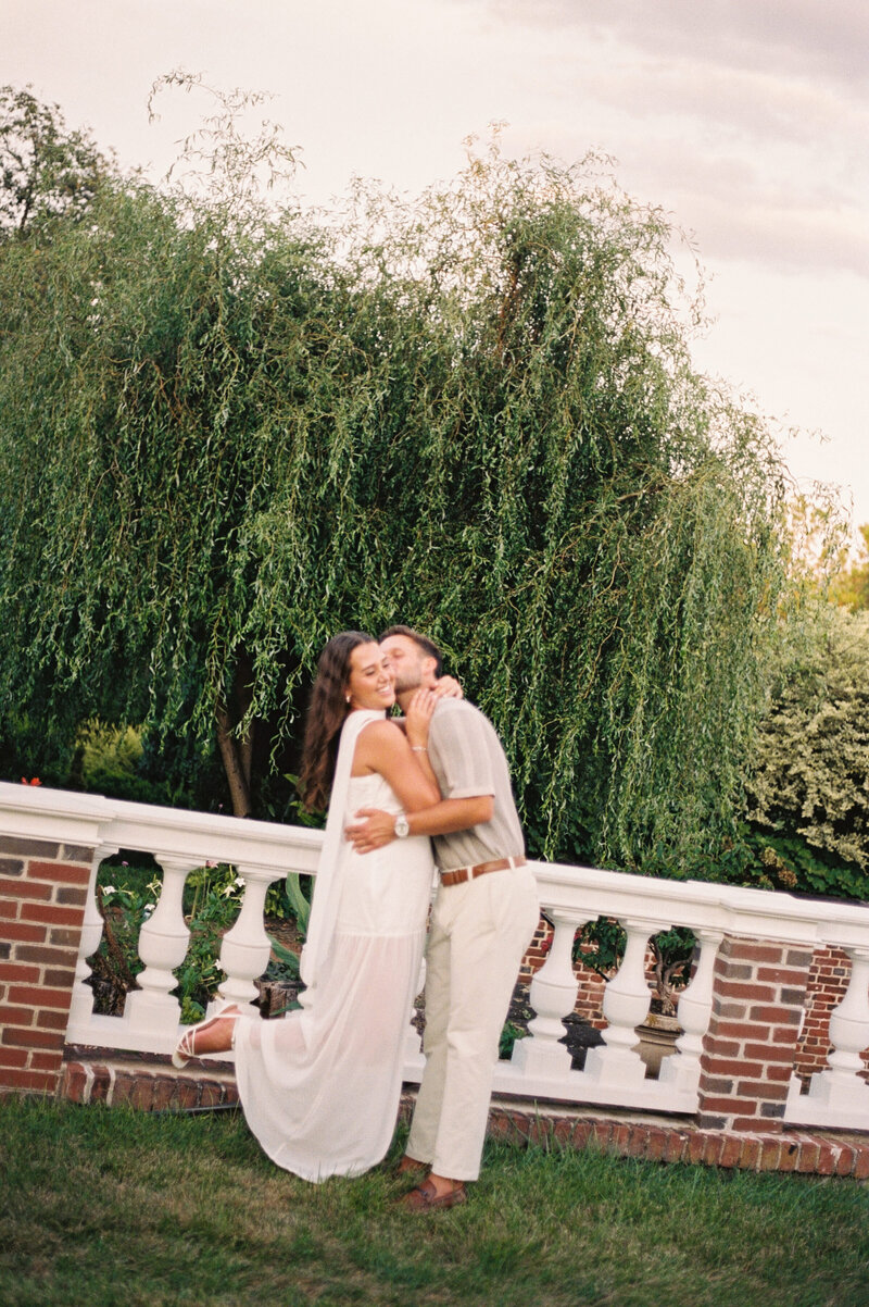 Oatlands-Historic-House-and-Gardens-Leesburg-Virginia-Engagement-35mm-Film-7