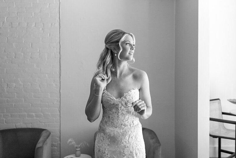 Inn-at-Gray-Barns-wedding-Bride-Getting-Ready-41