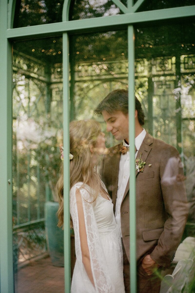bella-and-jeremy-intimate-wedding-at-denver-botanic-gardens-on-35mm-film-11