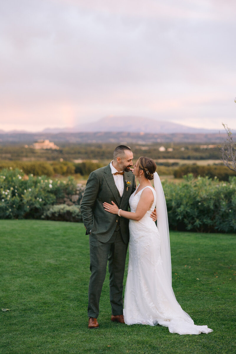 wedding photographer grignan victoria le petit-75