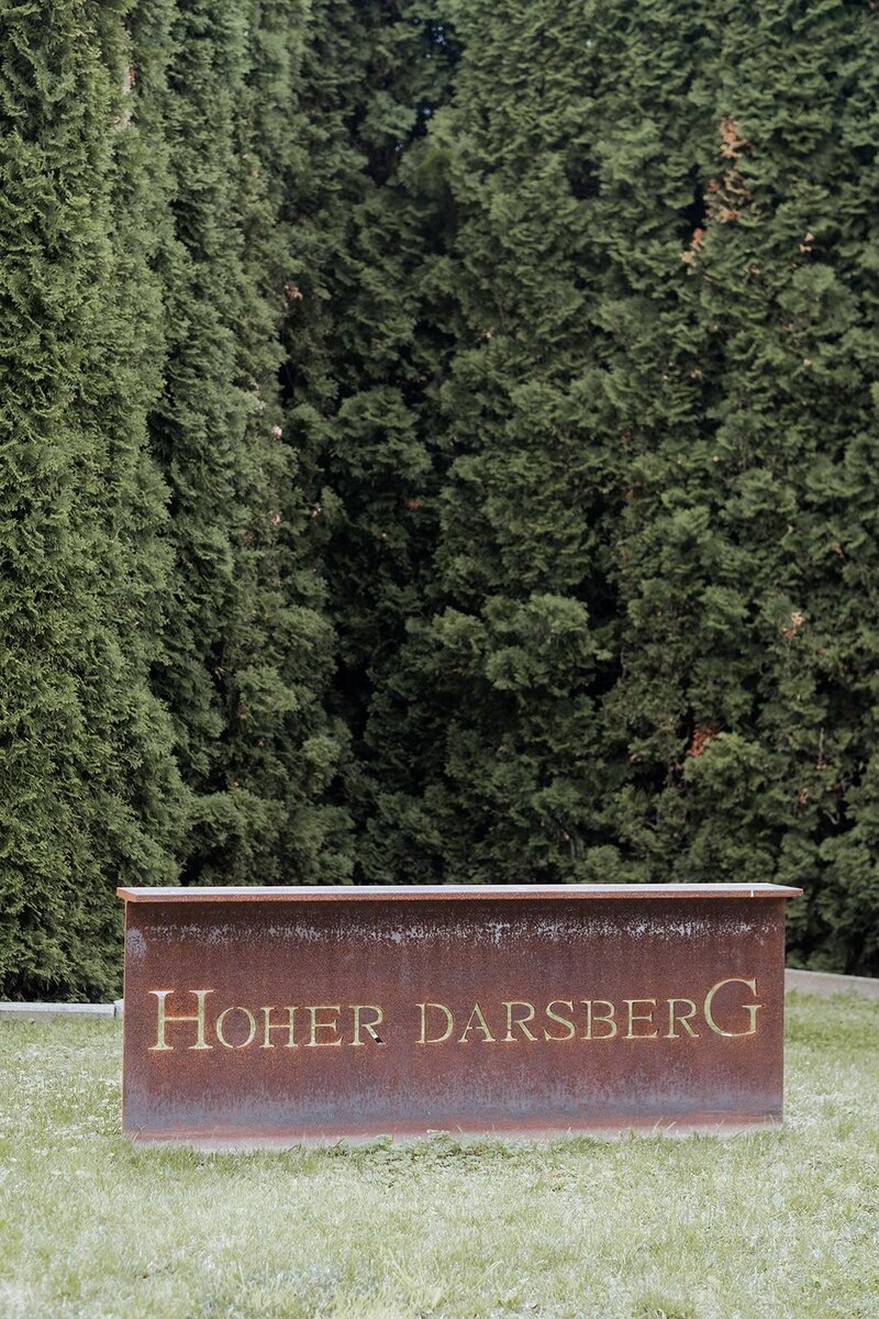 Willkommensschild Hoher Darsberg