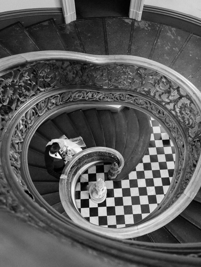 NikkiSanterre_EastCoastLuxuryWeddingPhotographer_PeabodyLibraryWeddingNouvelleEvents_Emily&Daniel-75