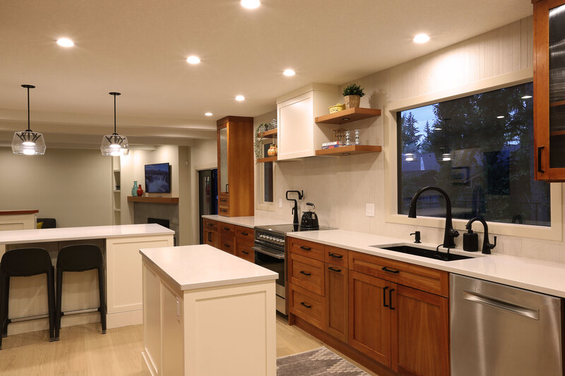 2422 Bay View Place SW 018