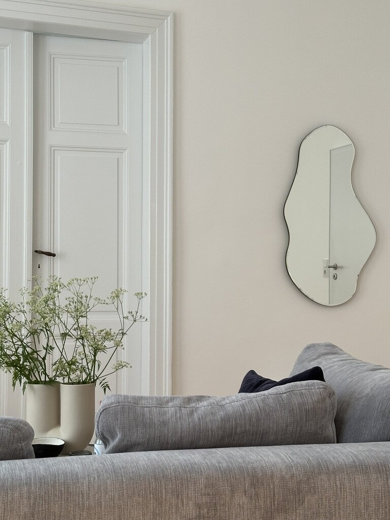 Interior-Design-Portfolio-Altbau-Wohnzimmer-Spiegel