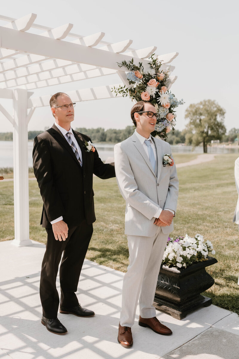 24-Makayla and Phillip - Wedding - Ann Arbor Michigan Photographer - Waldenwoods Howell
