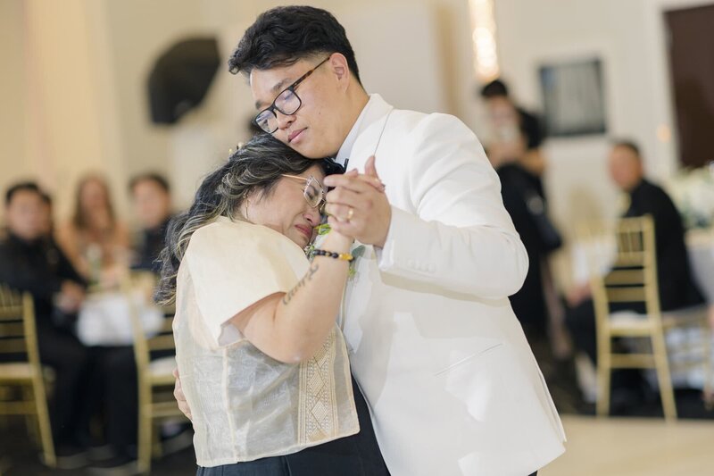 Timeless Tales Creatives - Elegant Filipino Wedding in Edmonton Alberta at the Grand Imperial Wedding Venue (247)