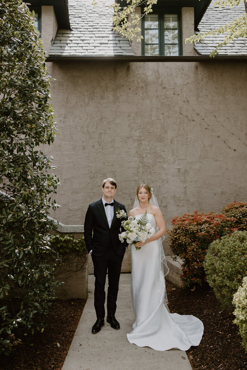 bride and groom at biltmore forest country club