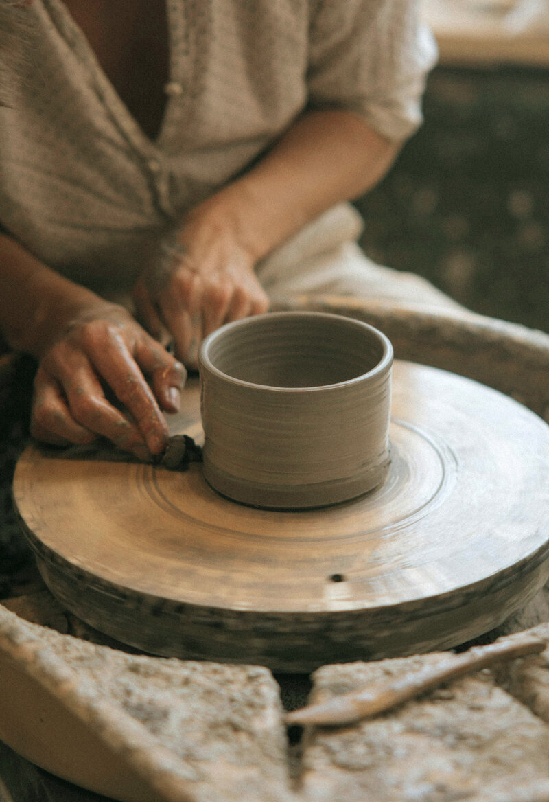 fabrication de ceramique artisanale française au tour