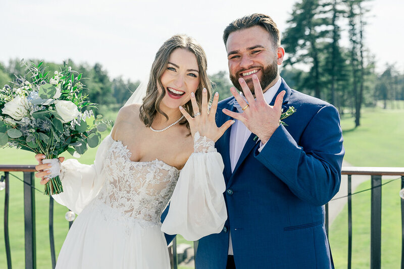 Manchester-Country-Club-wedding-Kelly-Pomeroy-Photography-Kaitlyn-Ben-sneaks-2