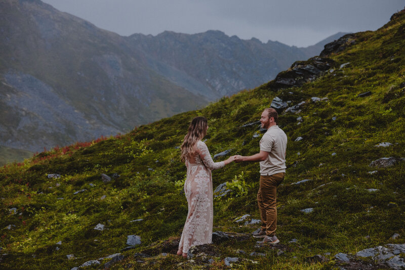Alaska-Hatcher-Pass-Waterfall-Engagement-T&E_24
