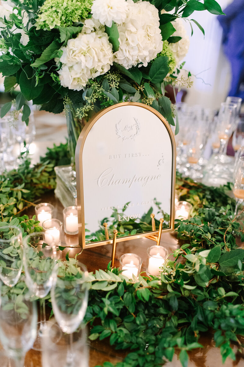 AliciaKingPhoto_MichelleNickWED1875