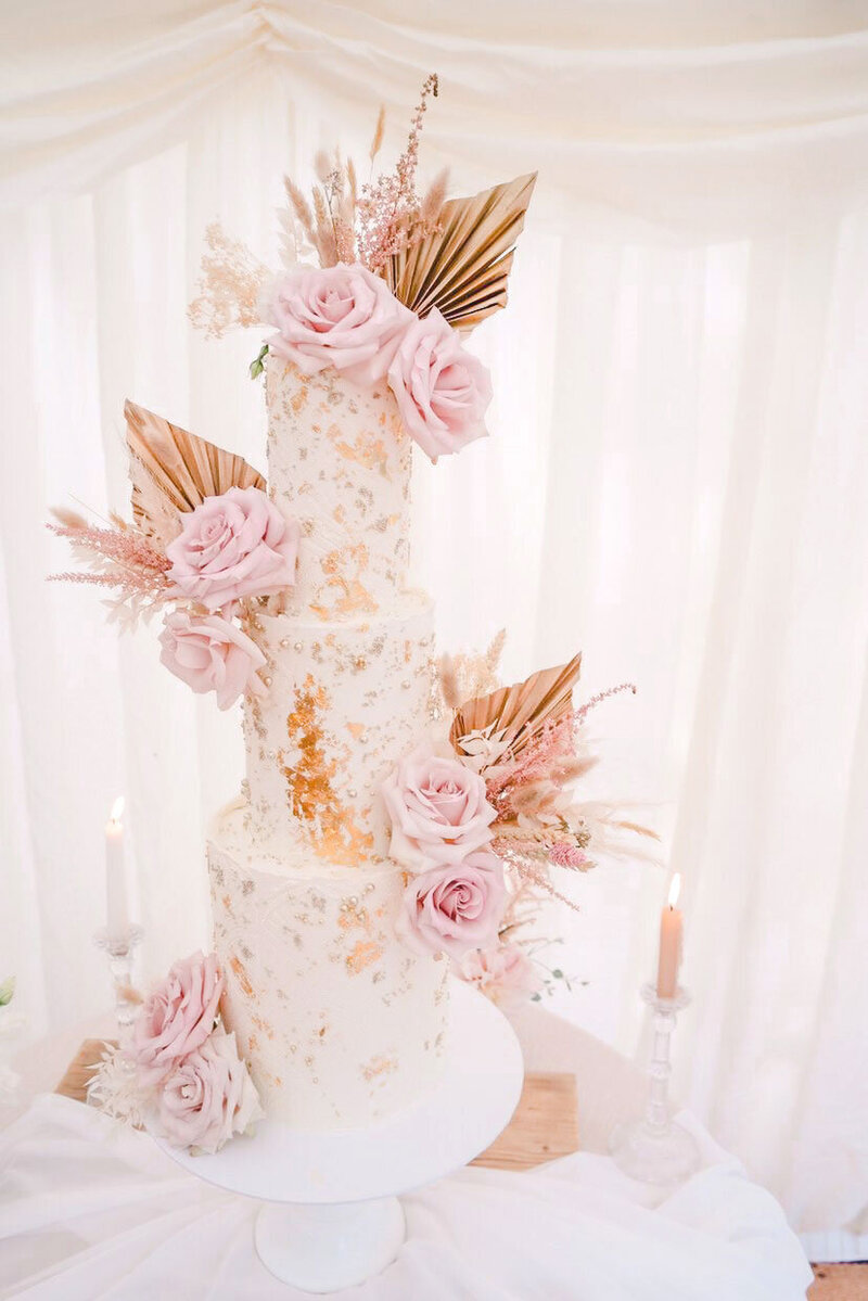 modern-wedding-cake-jersey