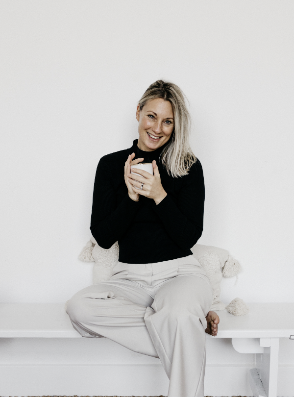 Yoga, yin yoga, yang yoga, relax, ontspanning, mind, body, bindweefsel, bewegen, vitaliteit, overspannen, burn-out, coach, coaching, burnoutcoach, bewustwording, leefstijl, gezond, gezondheid, den helder