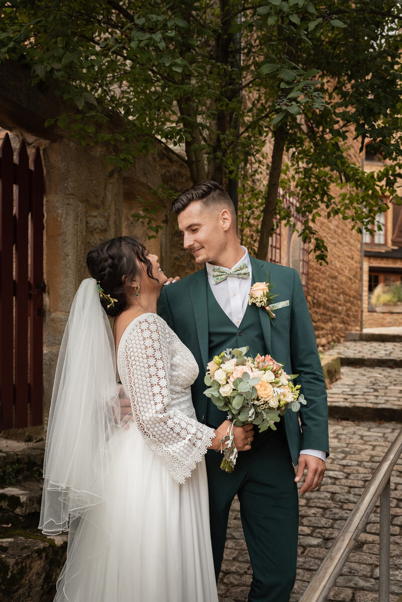 maries-et-bouquet-moderne-et-elegant