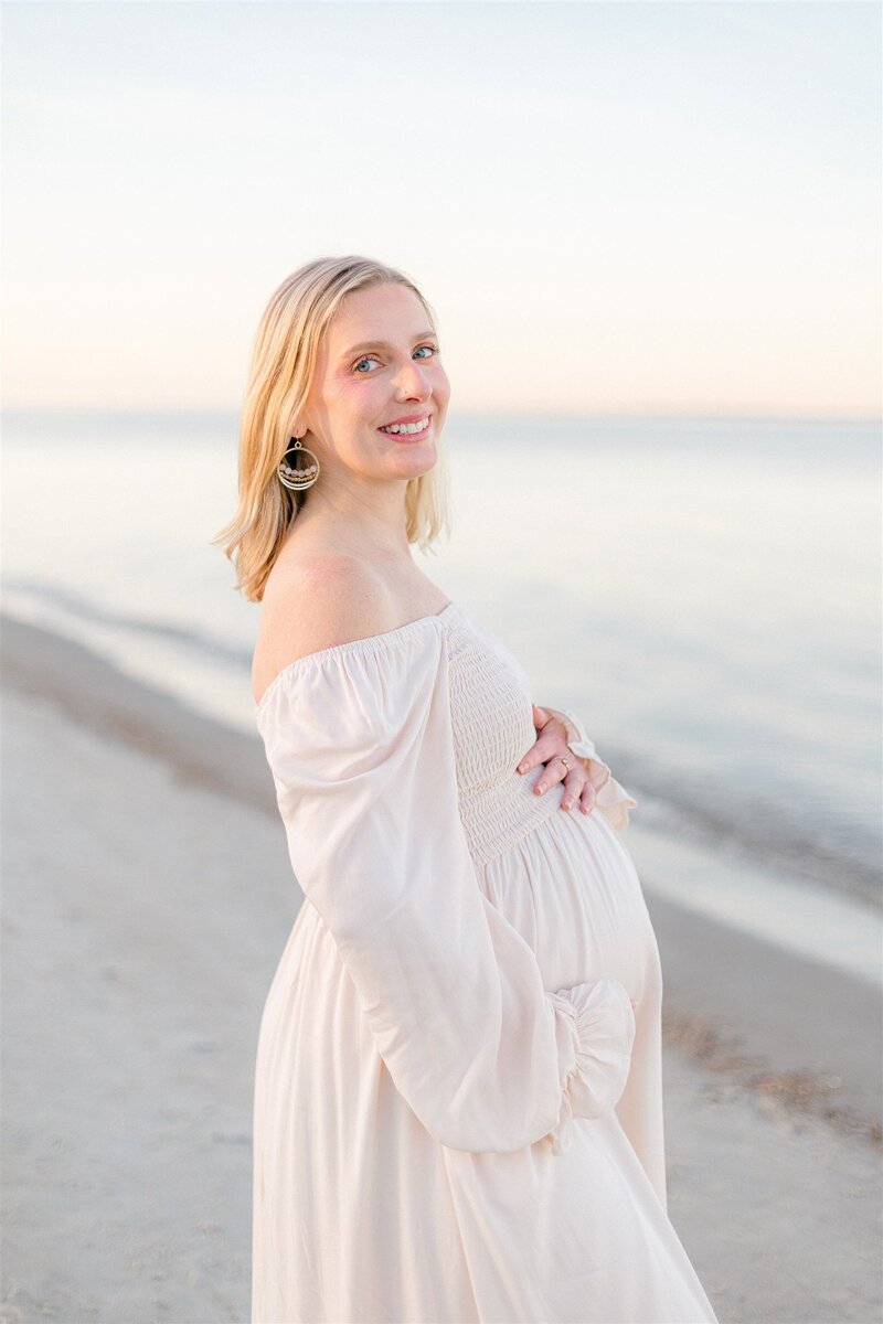 Sea-Pines-Beach-Session-Lamp-and-Light-Photography-4