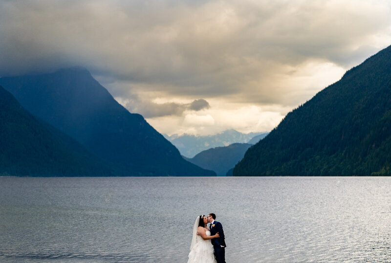 Vancouver-Wedding-Photographer-best-2020-10