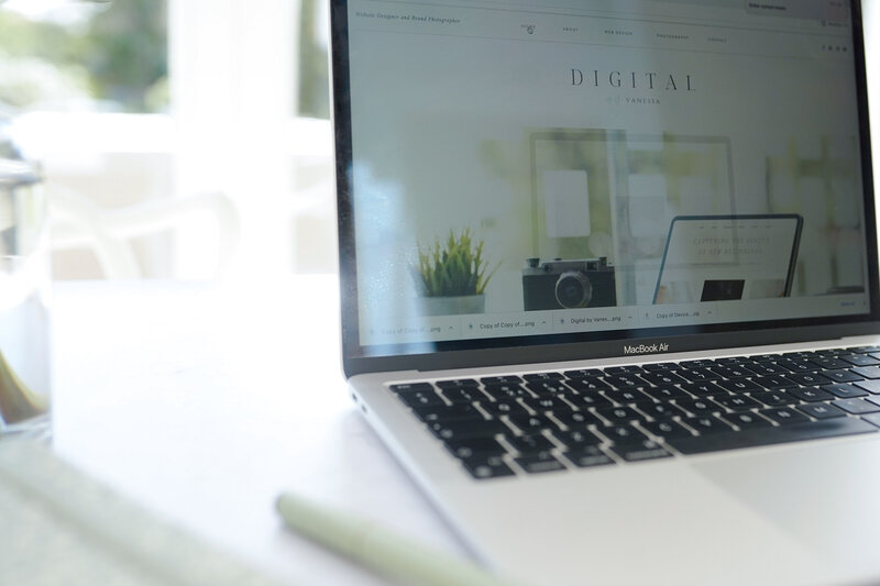 Digital by Vanessa is based in Surrey and works with other small business owners to elevate their business online.