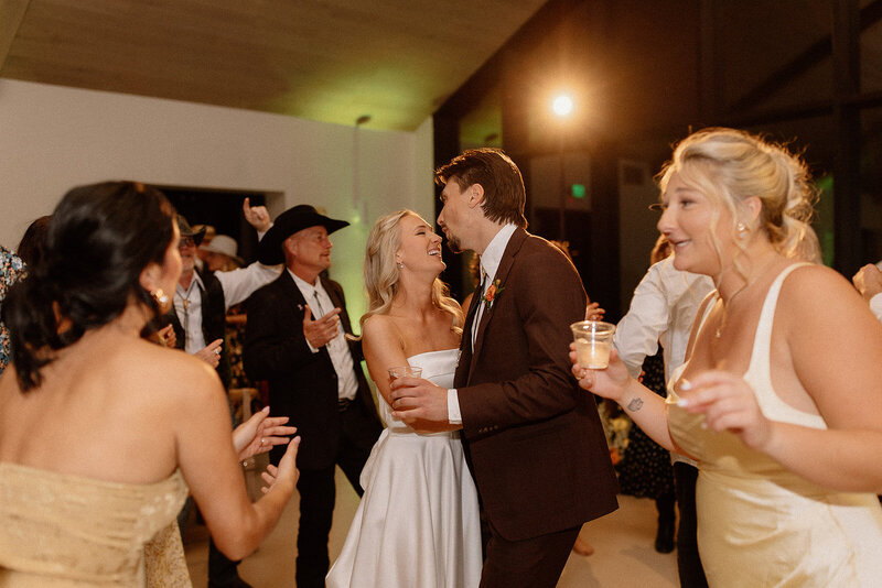 jami-oliver-wedding-preview-taylorraephotofilm-253