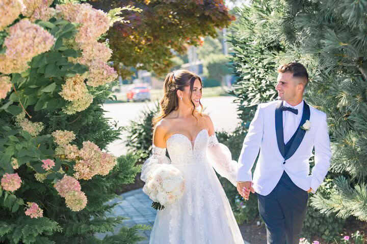 CE8310DC-21E0-4271-898B-90552E6C46F3