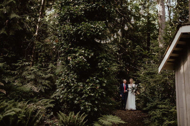 west-vancouver-backyard-wedding-87